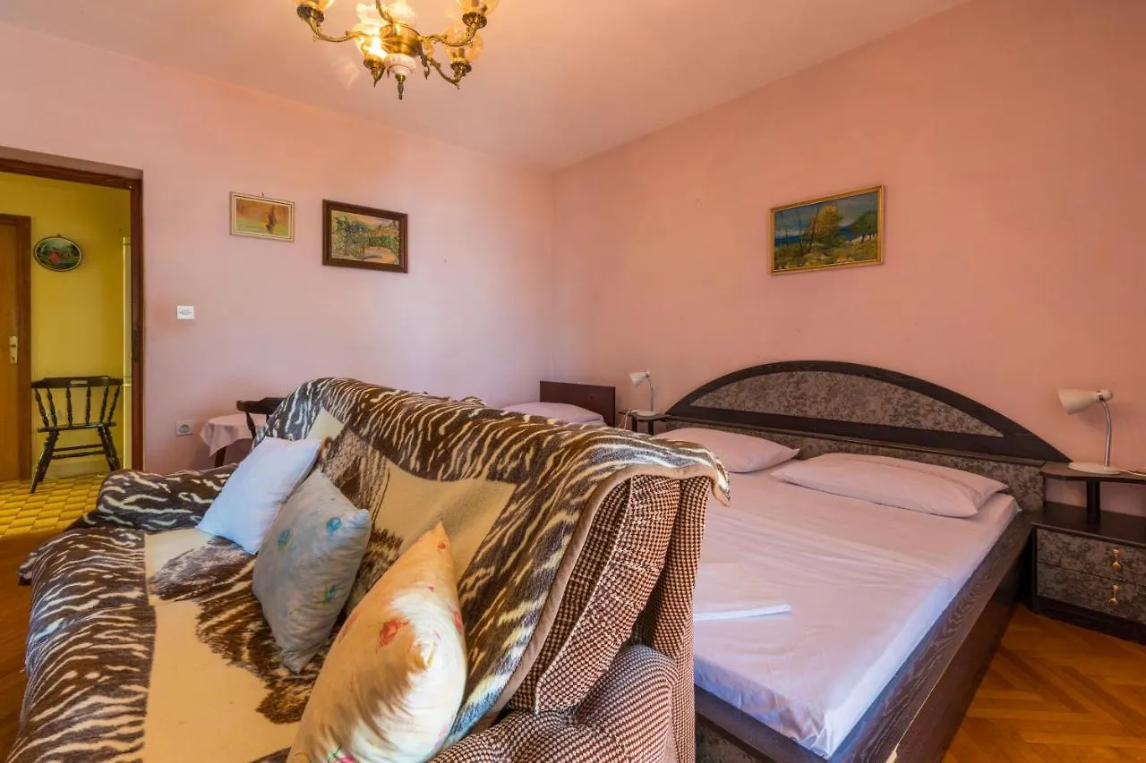Sobe Ivica Hotel Dramalj 0*,  Croatia